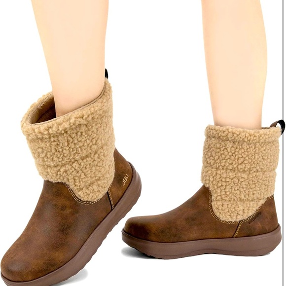 Women's Cloudie Waterproof Mid Calf Boot waterproof - Picture 2 of 7